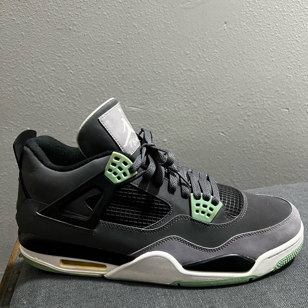 Nike Air Jordan 4 IV Green Glow 308497-033 - Picture 2 of 16
